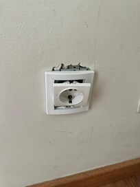 Steckdose im Schlafzimmer