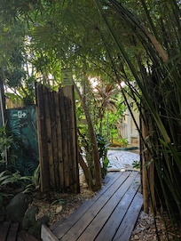 Transition to the beach rooms