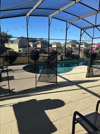 Pool area spacious (kids can splash and adults can enjoy without getting wet)