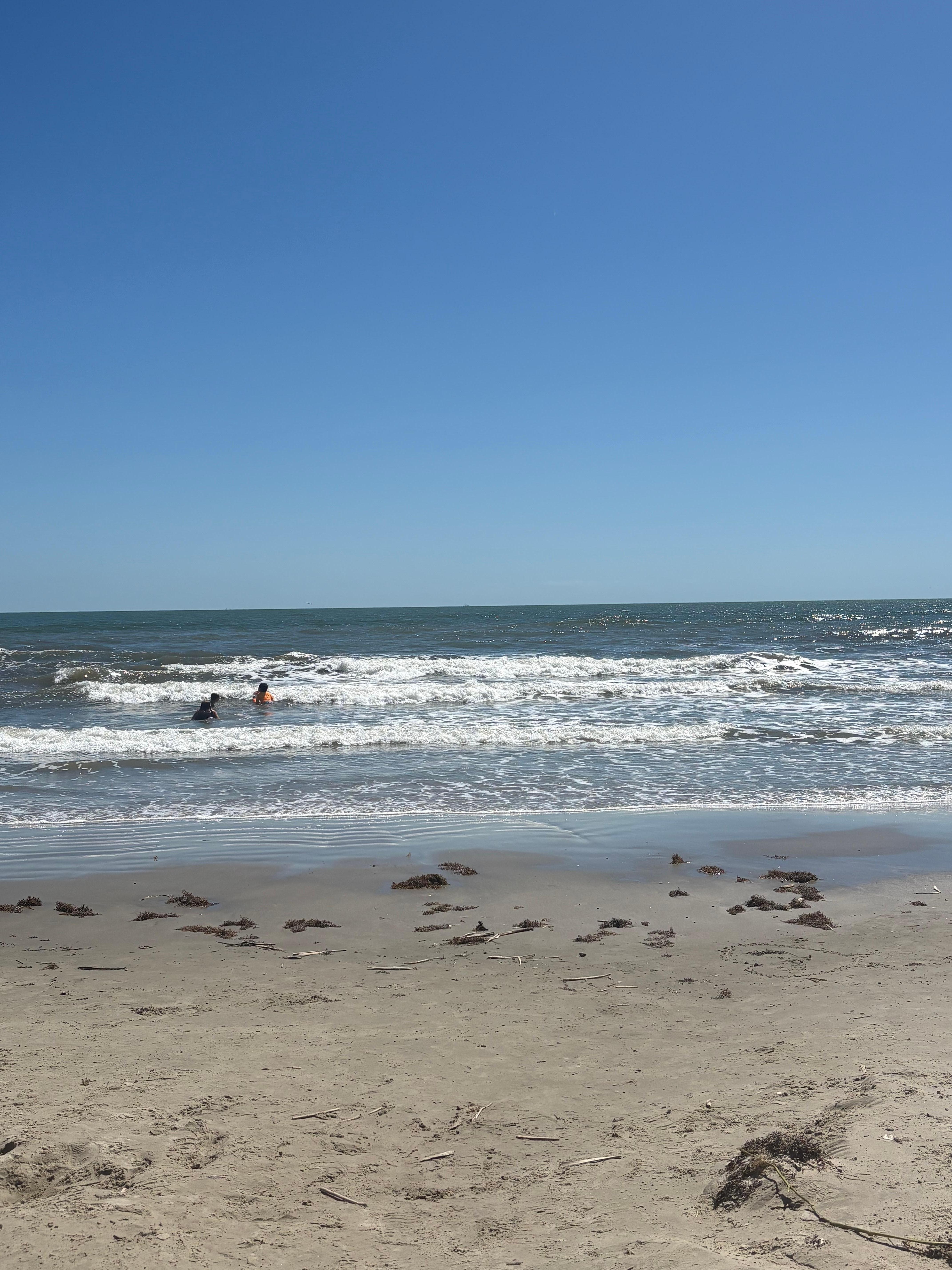Our walk to the beach… very peaceful and relaxing!