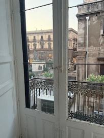 Doors leading to balcony
