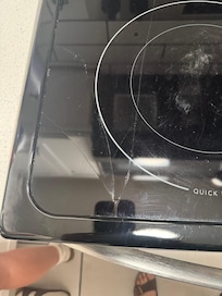 Kitchen had a crack.