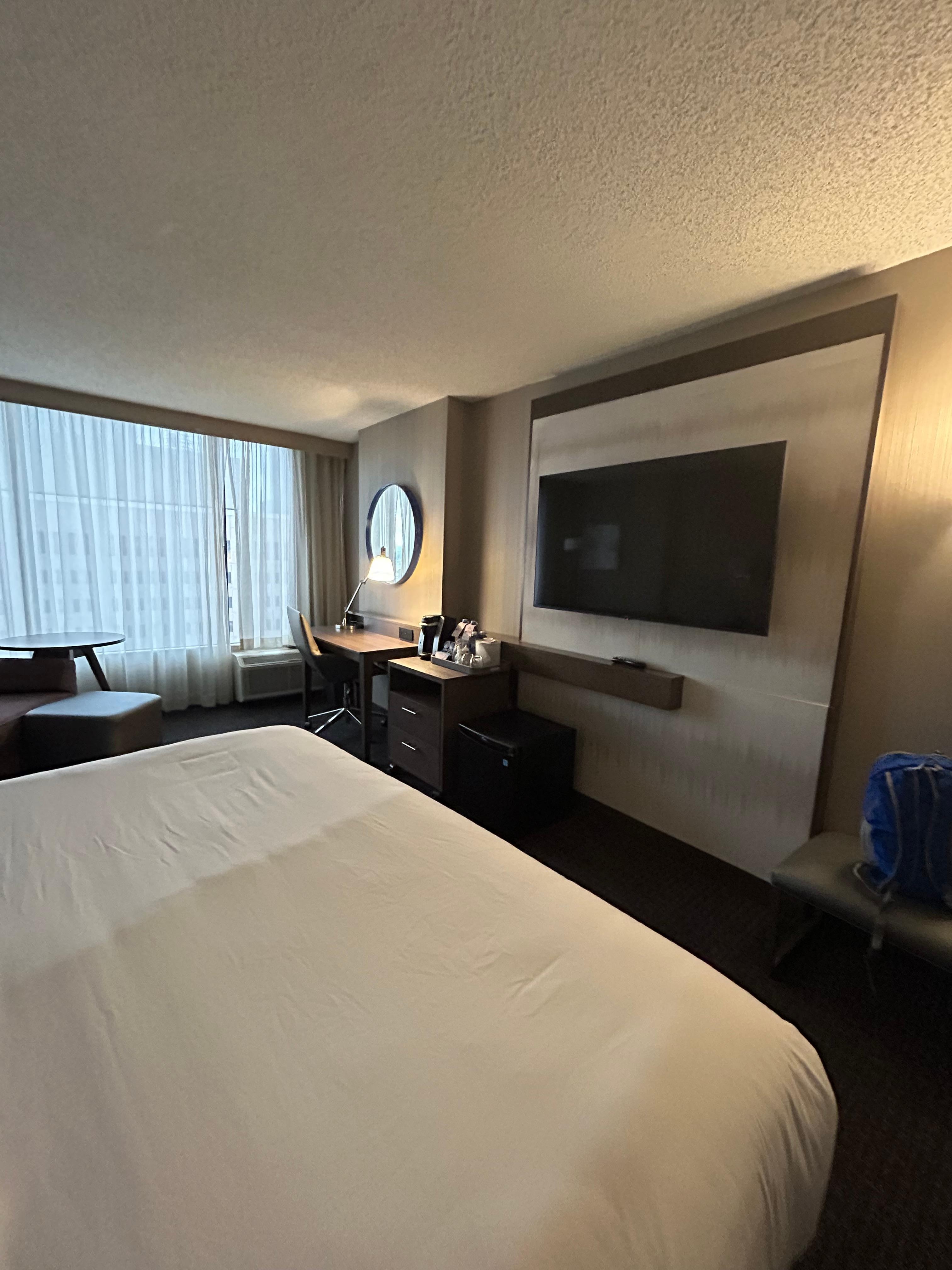 ミニ冷蔵庫、セイフティーボックスあり