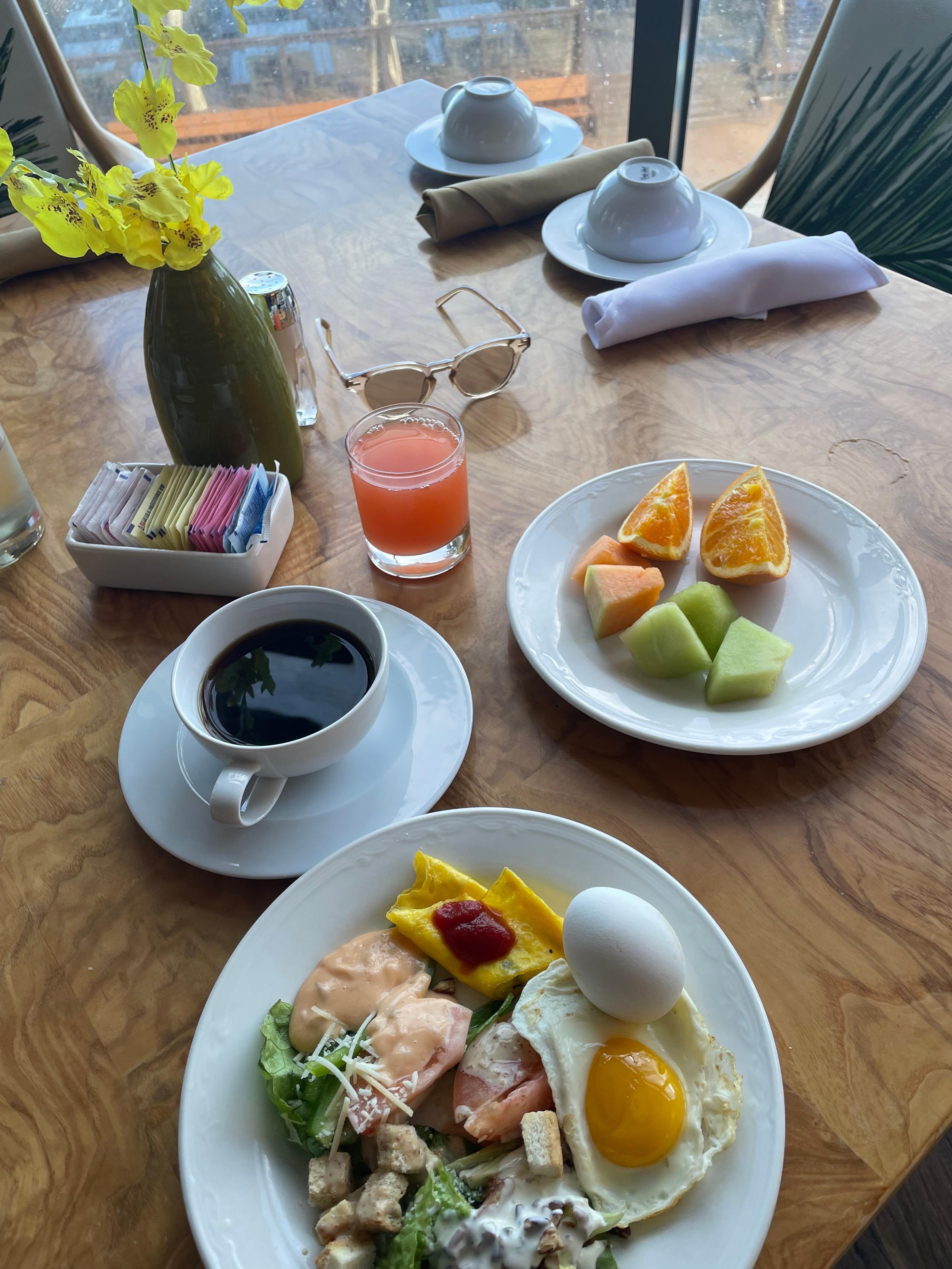 ホテル朝食①
