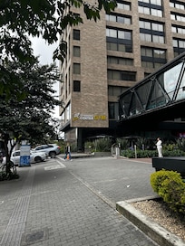 As a guest you have access to an actual gym that’s located in the same complex.