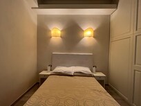 Nice comfy bed and very quiet