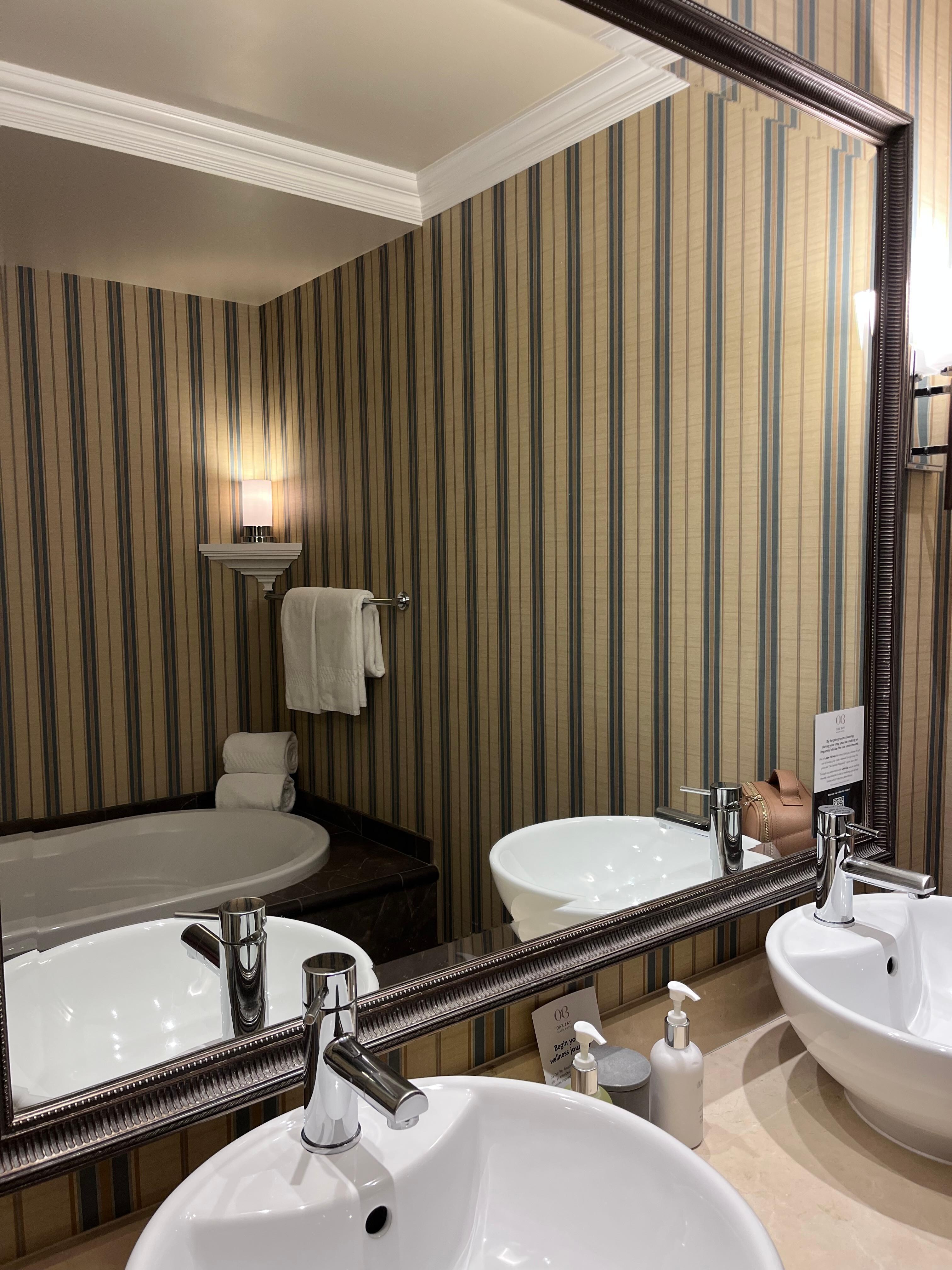 Residential suite bathroom 