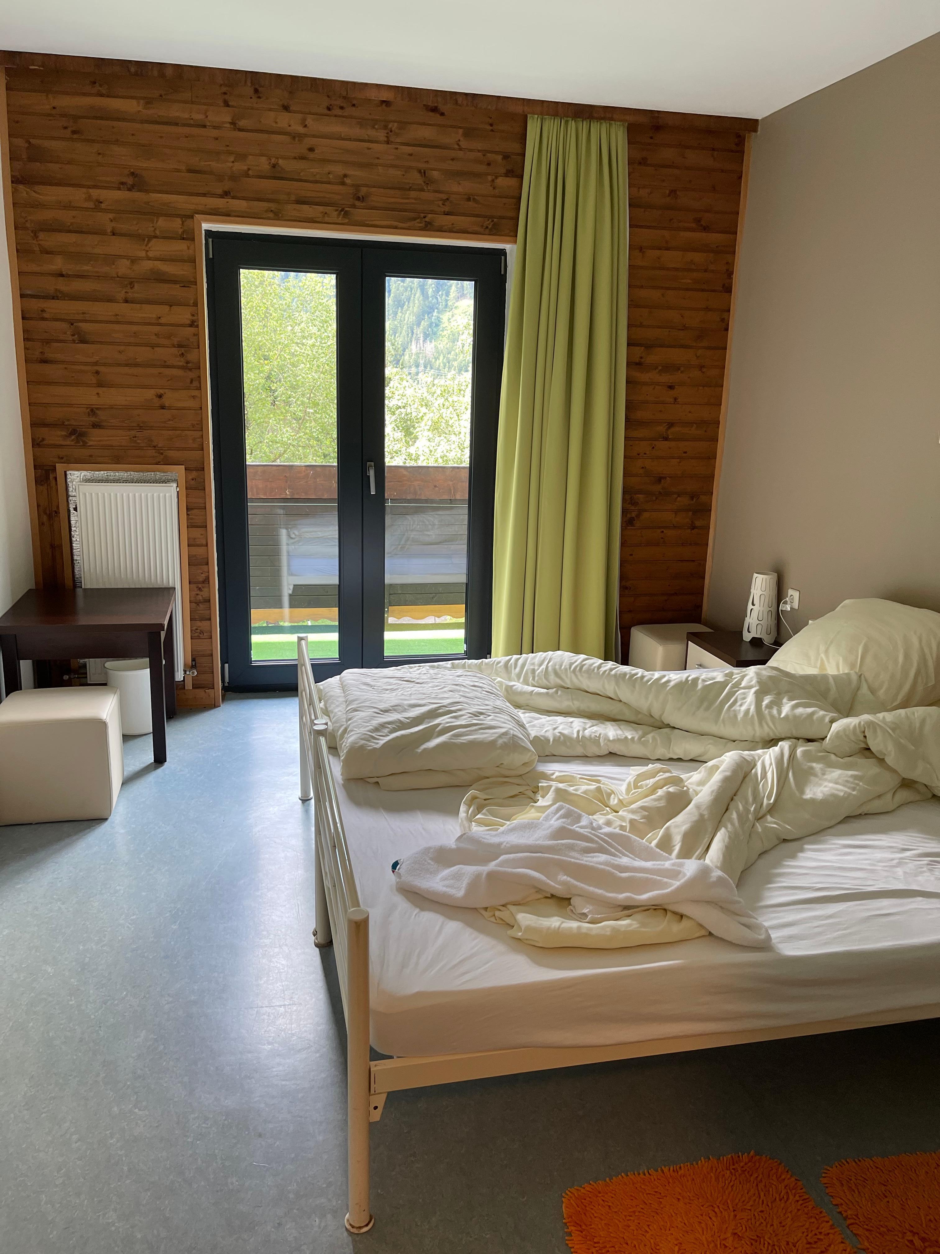 Simply decorated bedroom