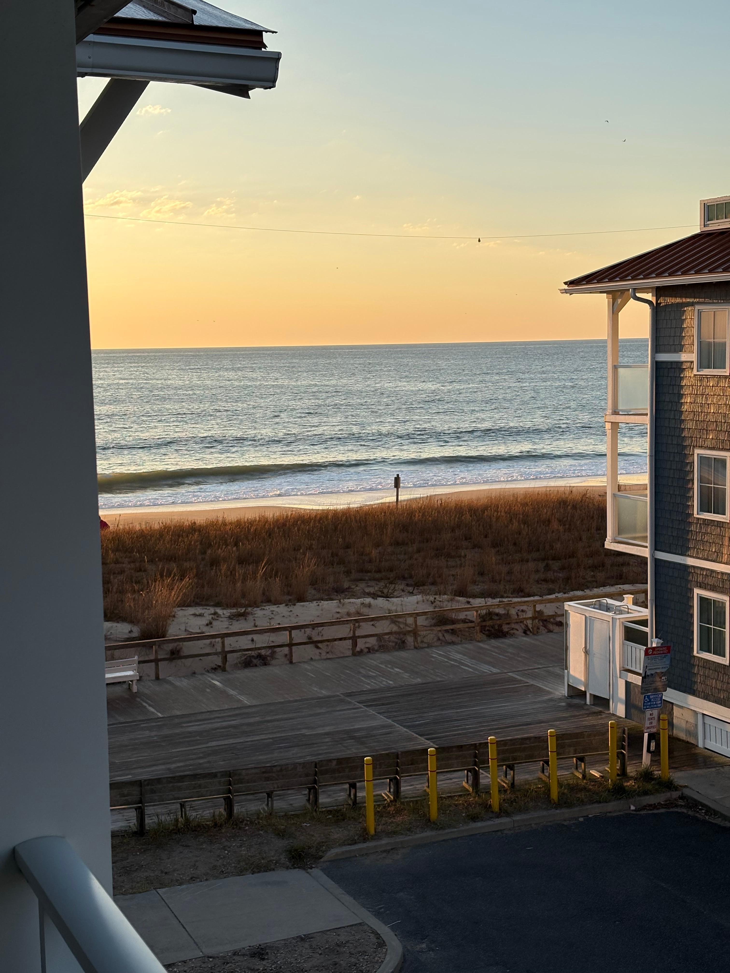 From the balcony picture of the ocean