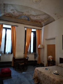 Decor