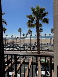 Balcony!