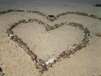 The beach and esplanade is a block away