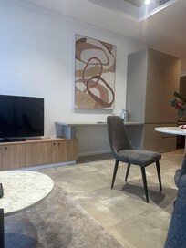 very spacious lounge