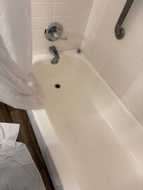 Paint chipping tub stopper was off as well