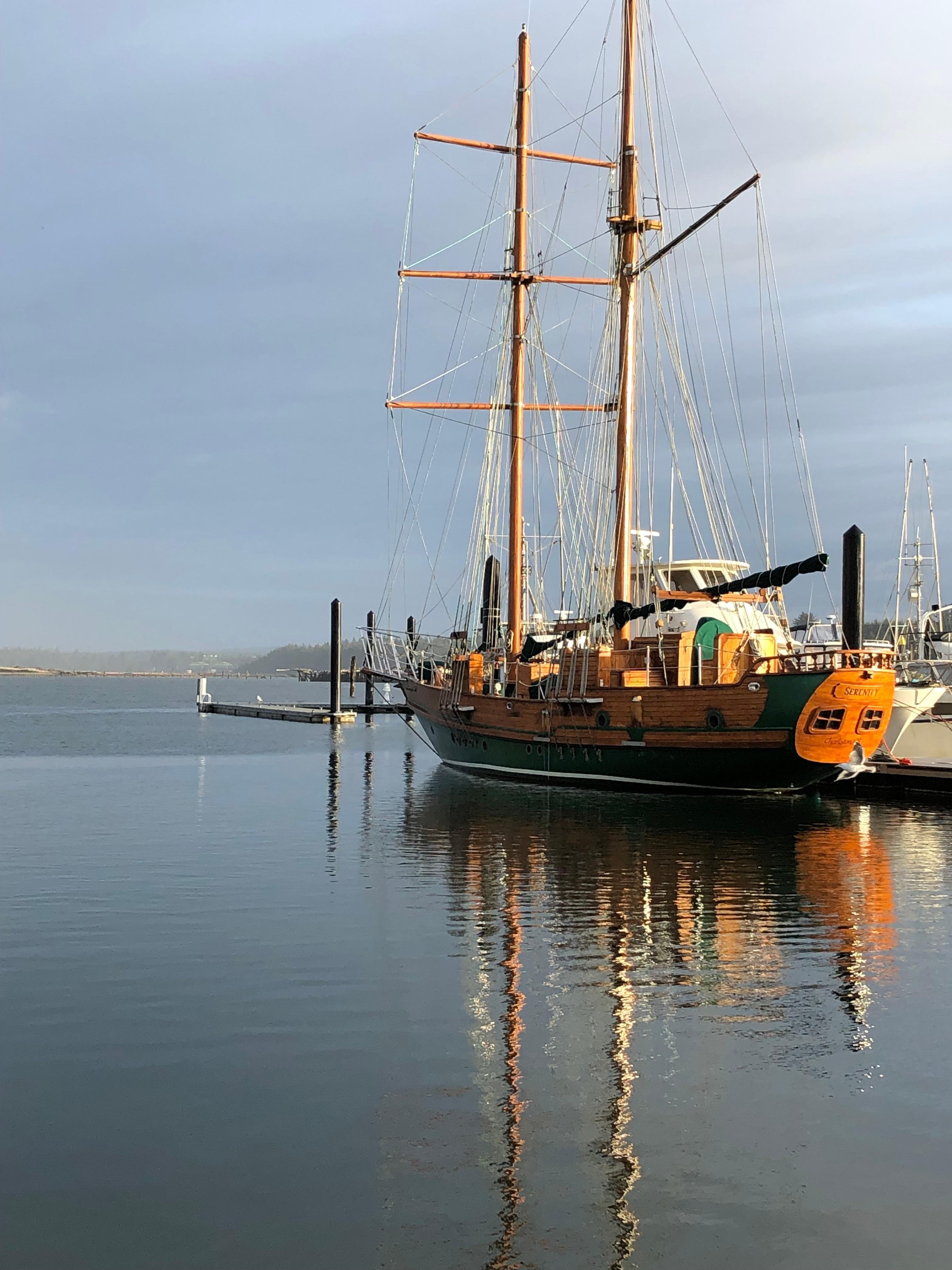 My young son always likes to see the pirate ship across the street, best hotel in Bandon 