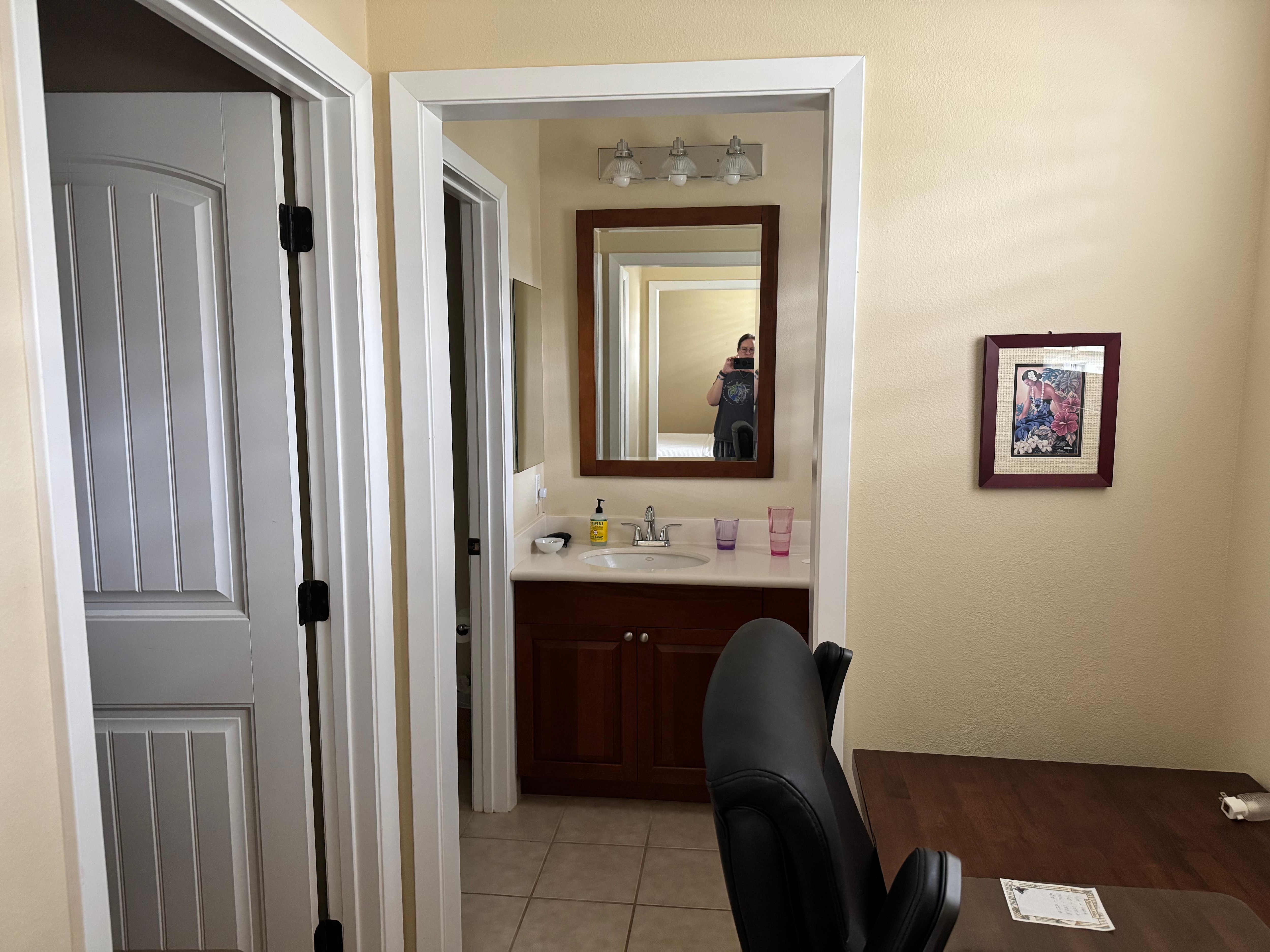 2nd bathroom/office space