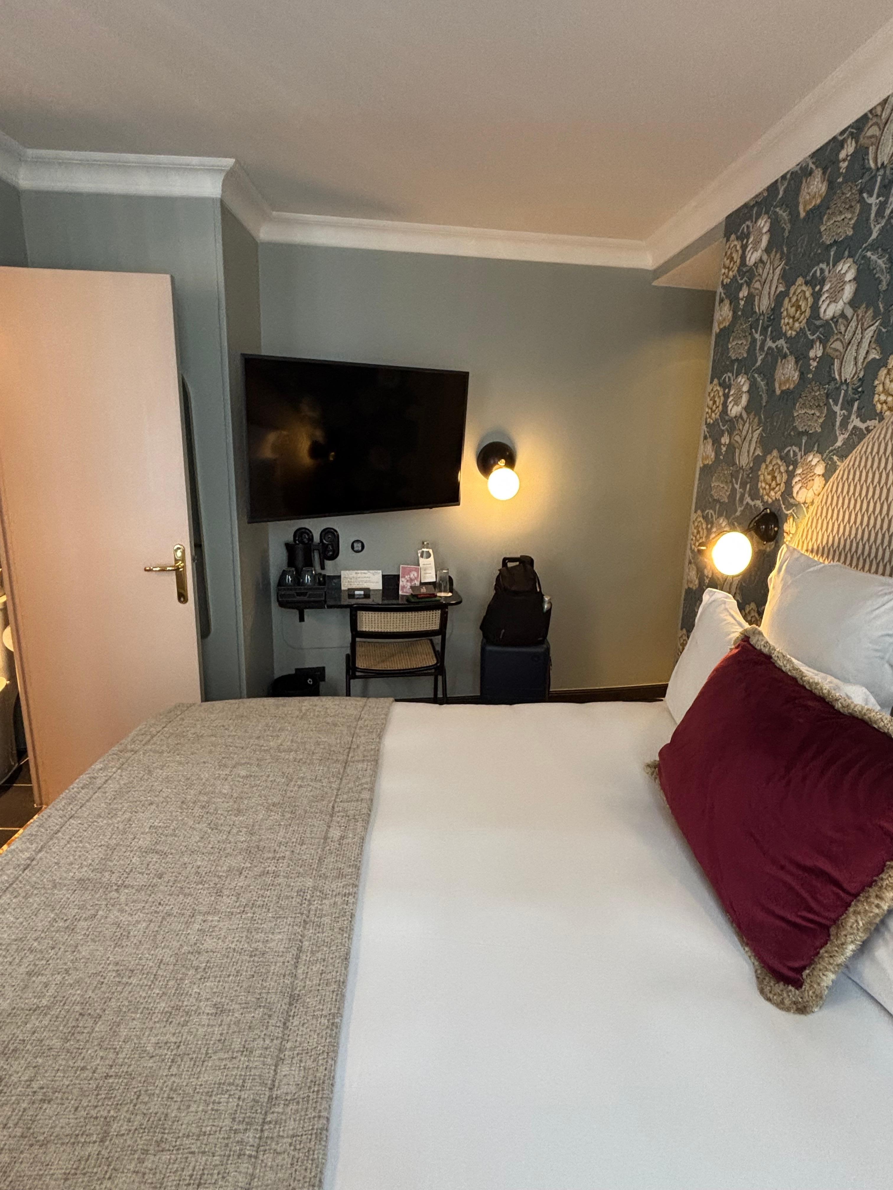 Superior room