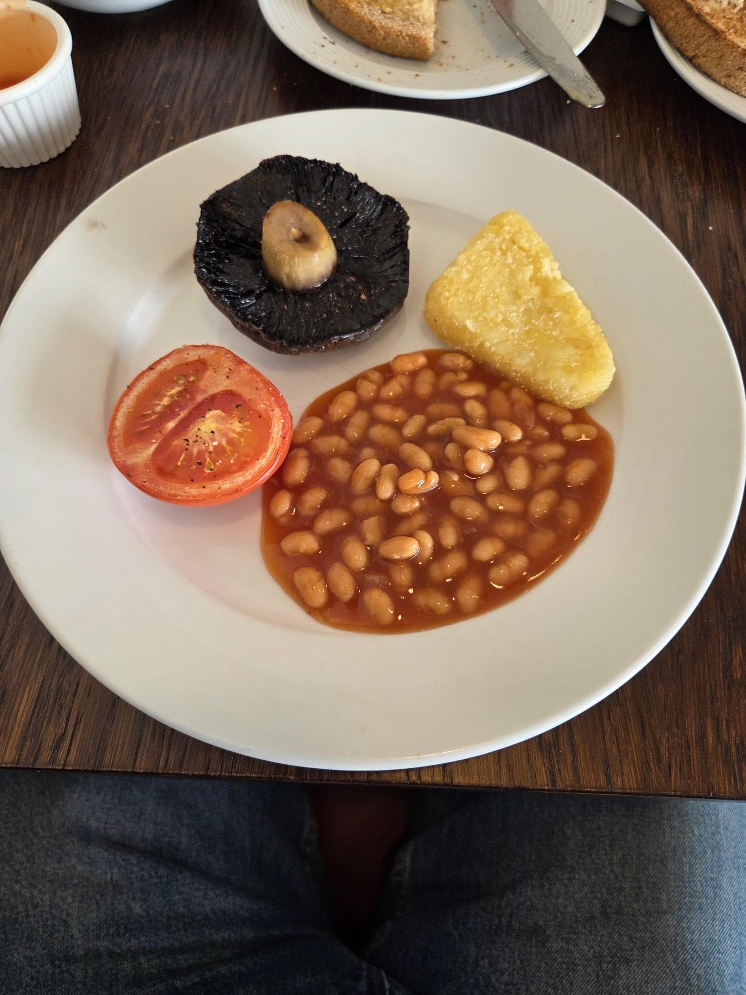 this is supposed to be a full breakfast and it was cold