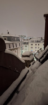 Blick aus dem Fenster im Winter