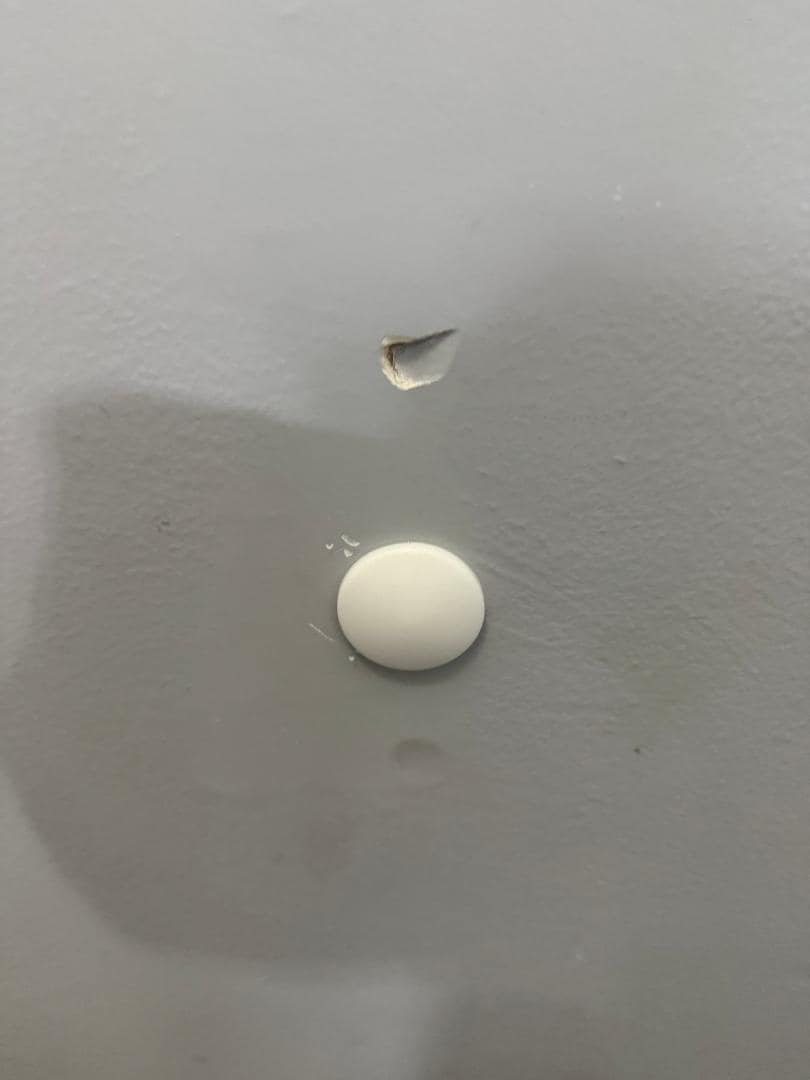 Random dings on walls