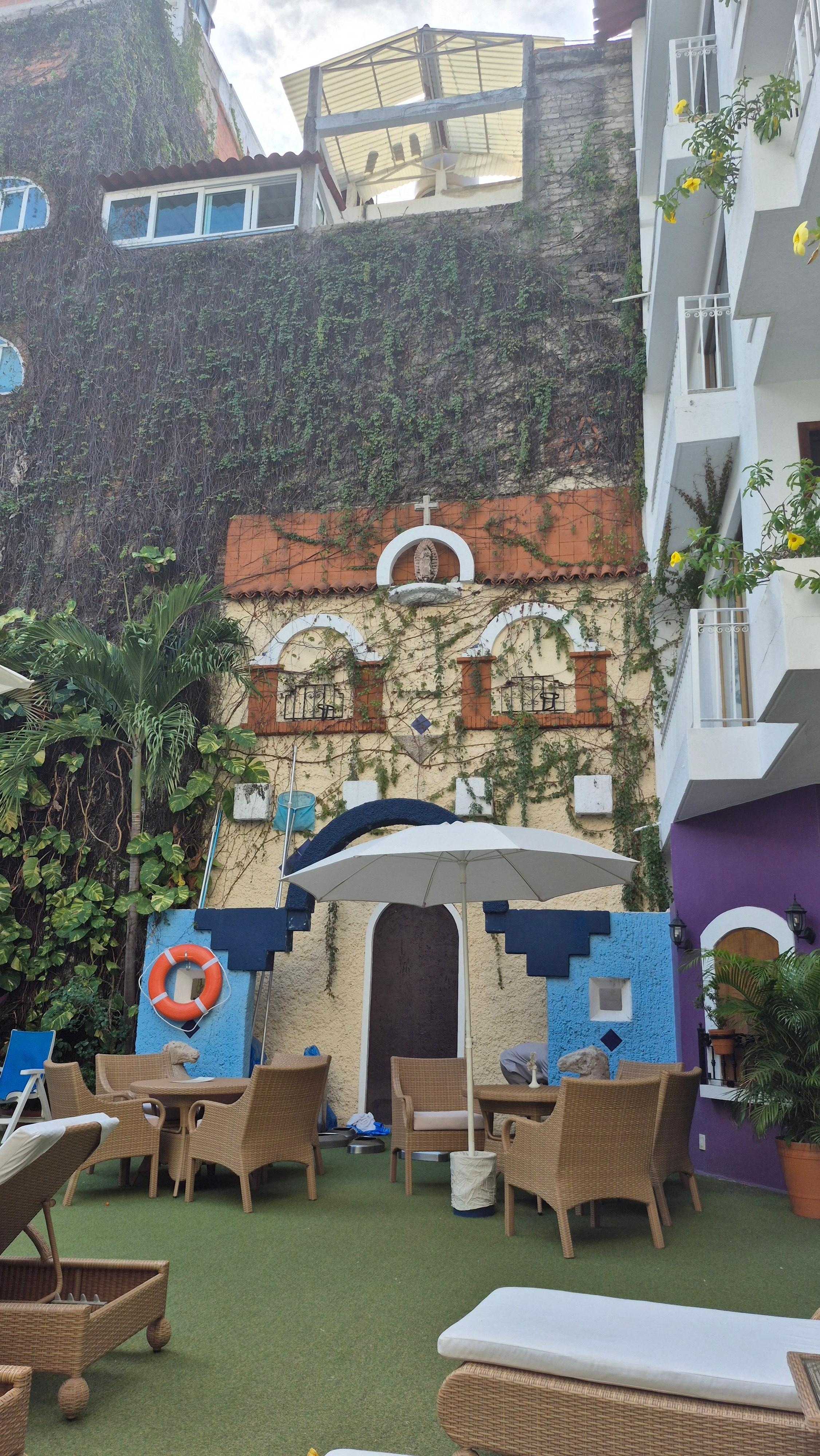 The pool Area very nice