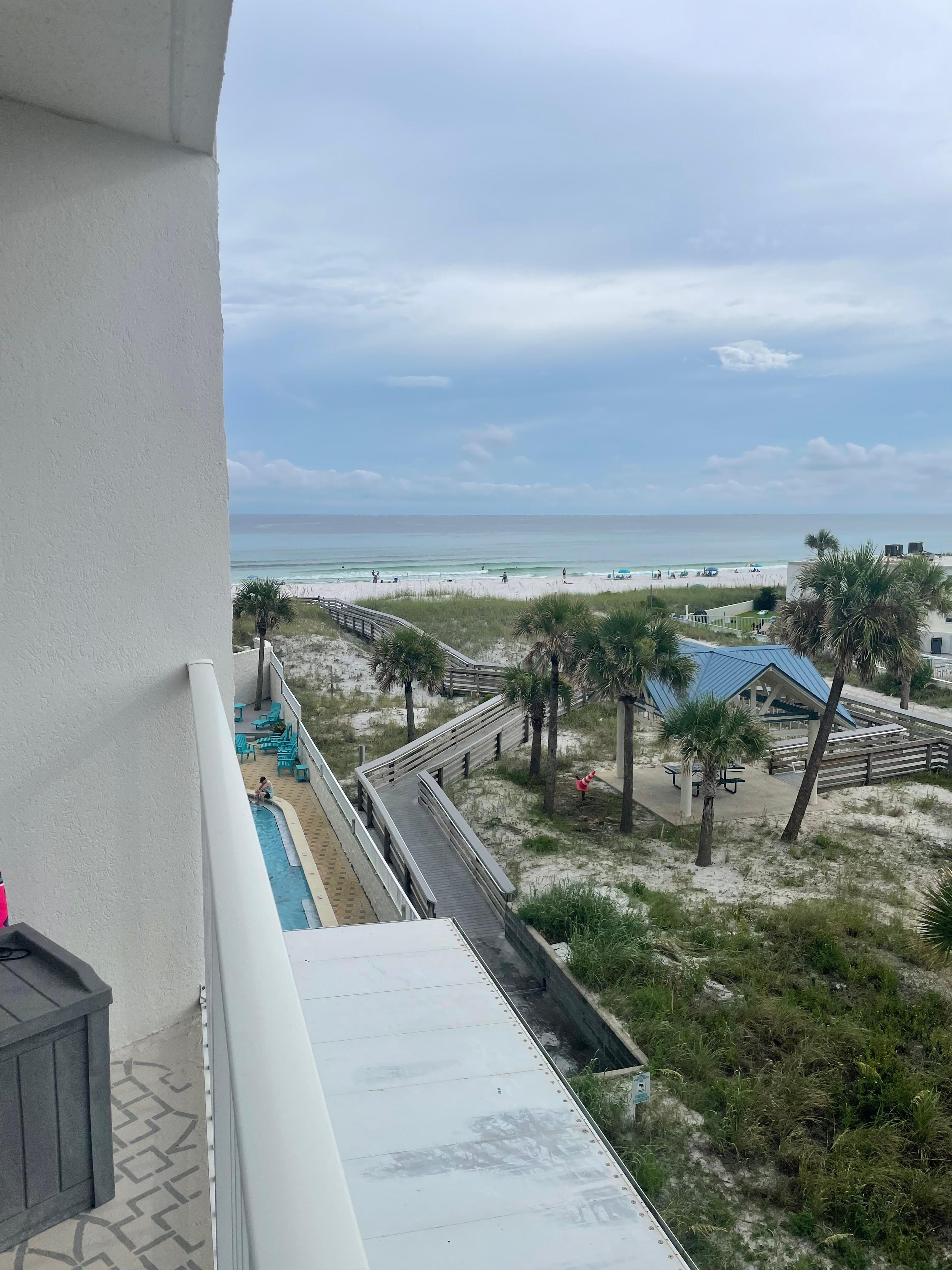 Easy path to the beach with wash off areas.