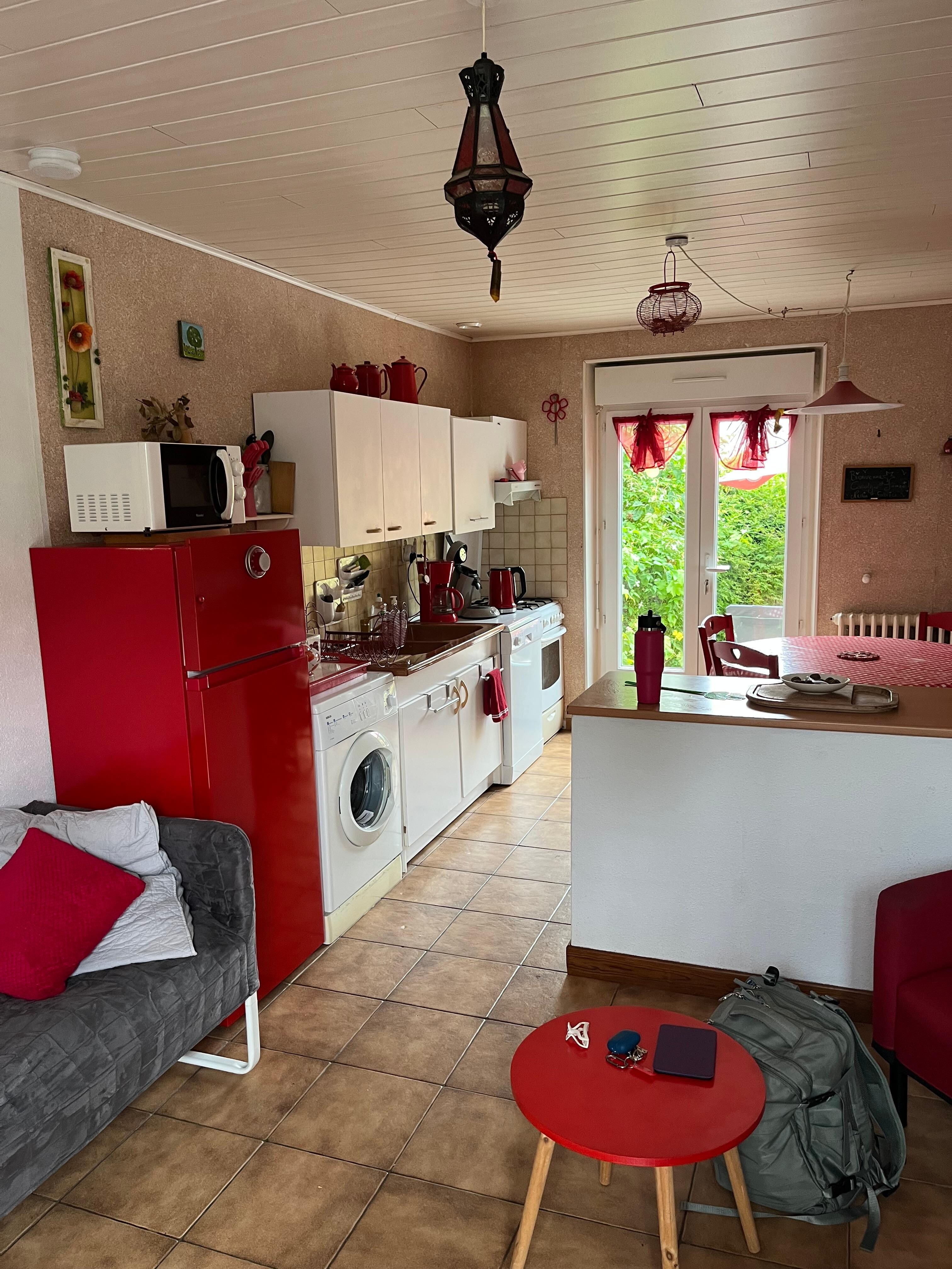 Kitchen living area 