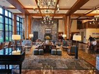 A view of the beautiful lobby and sitting area.