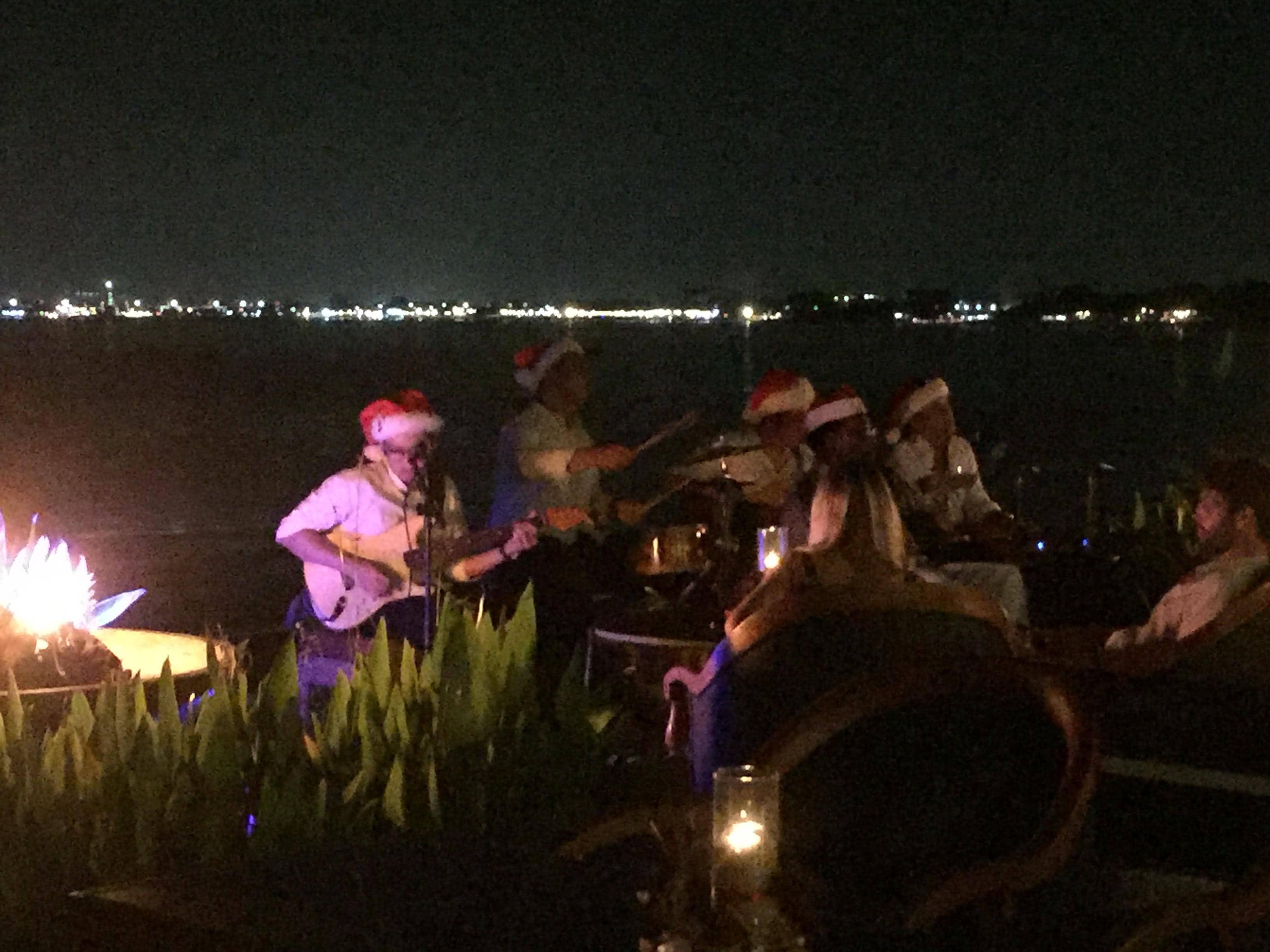 海沿い贅沢ライブ