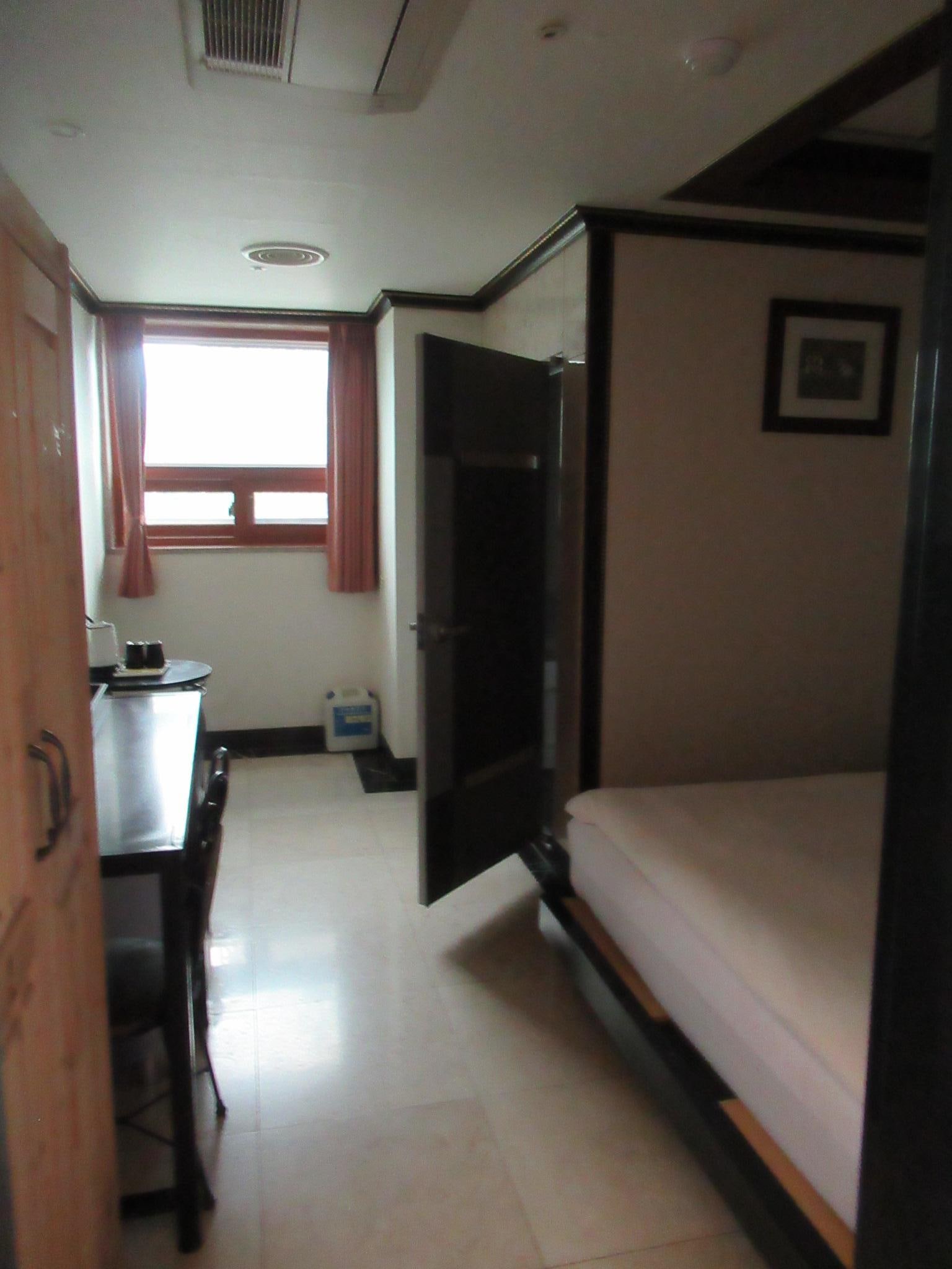 宿泊した部屋。十分な広さでした