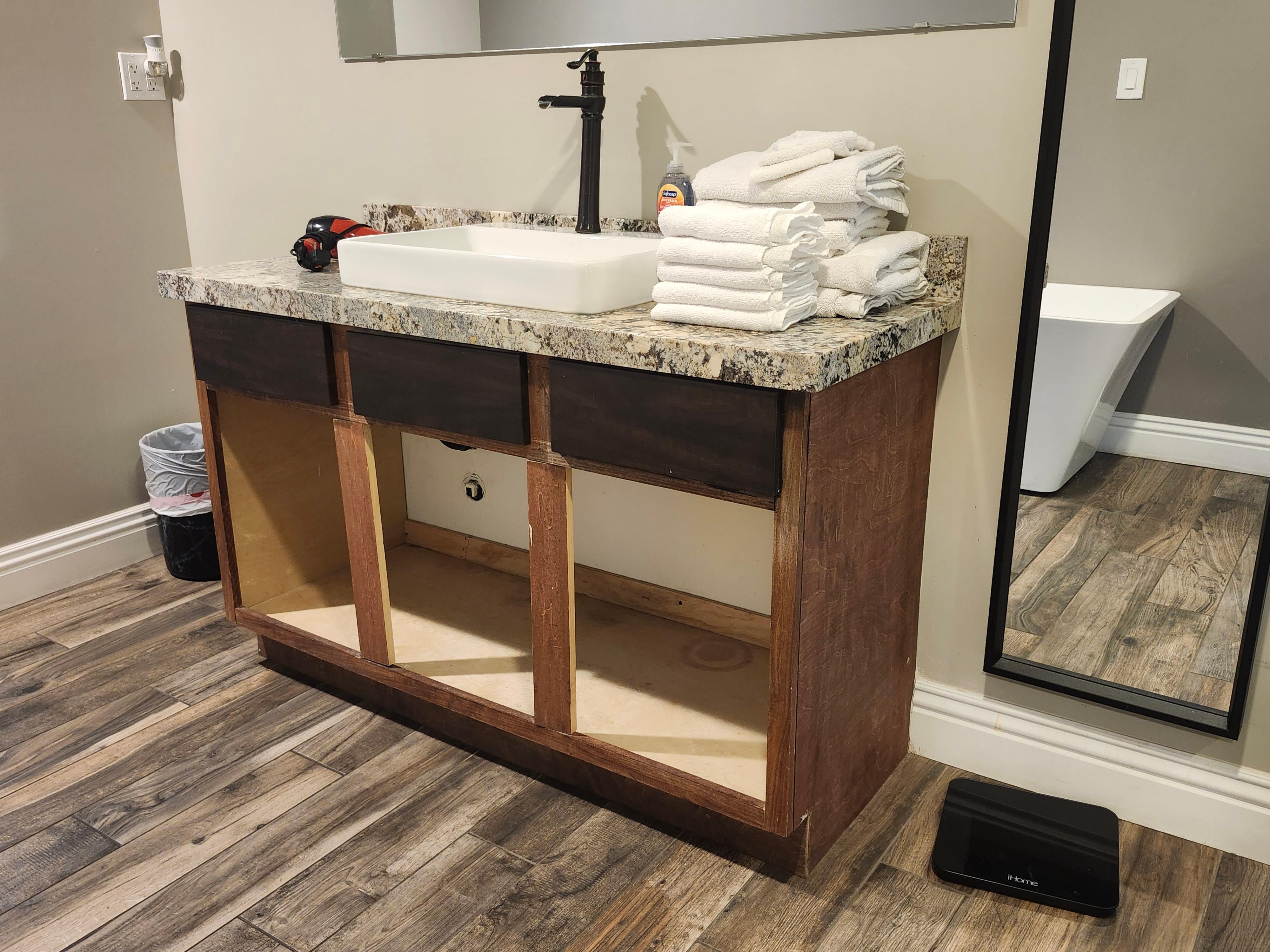 Missing cabin doors in master bath