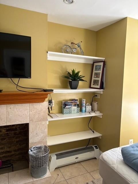 Little shelving area with really useful leaflets - we used the map every morning.