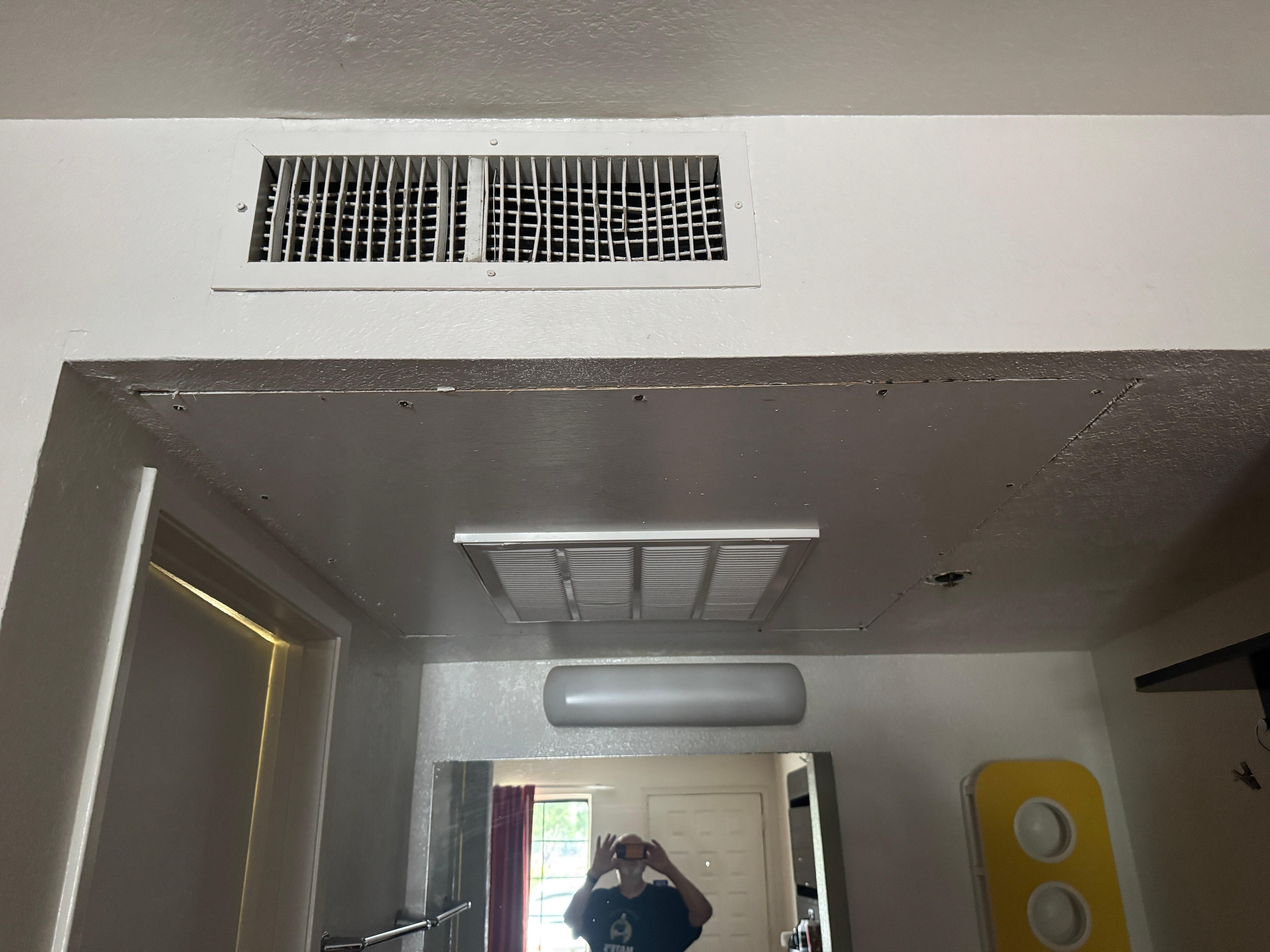 The air conditioning unit was really noisy and blew out hot air