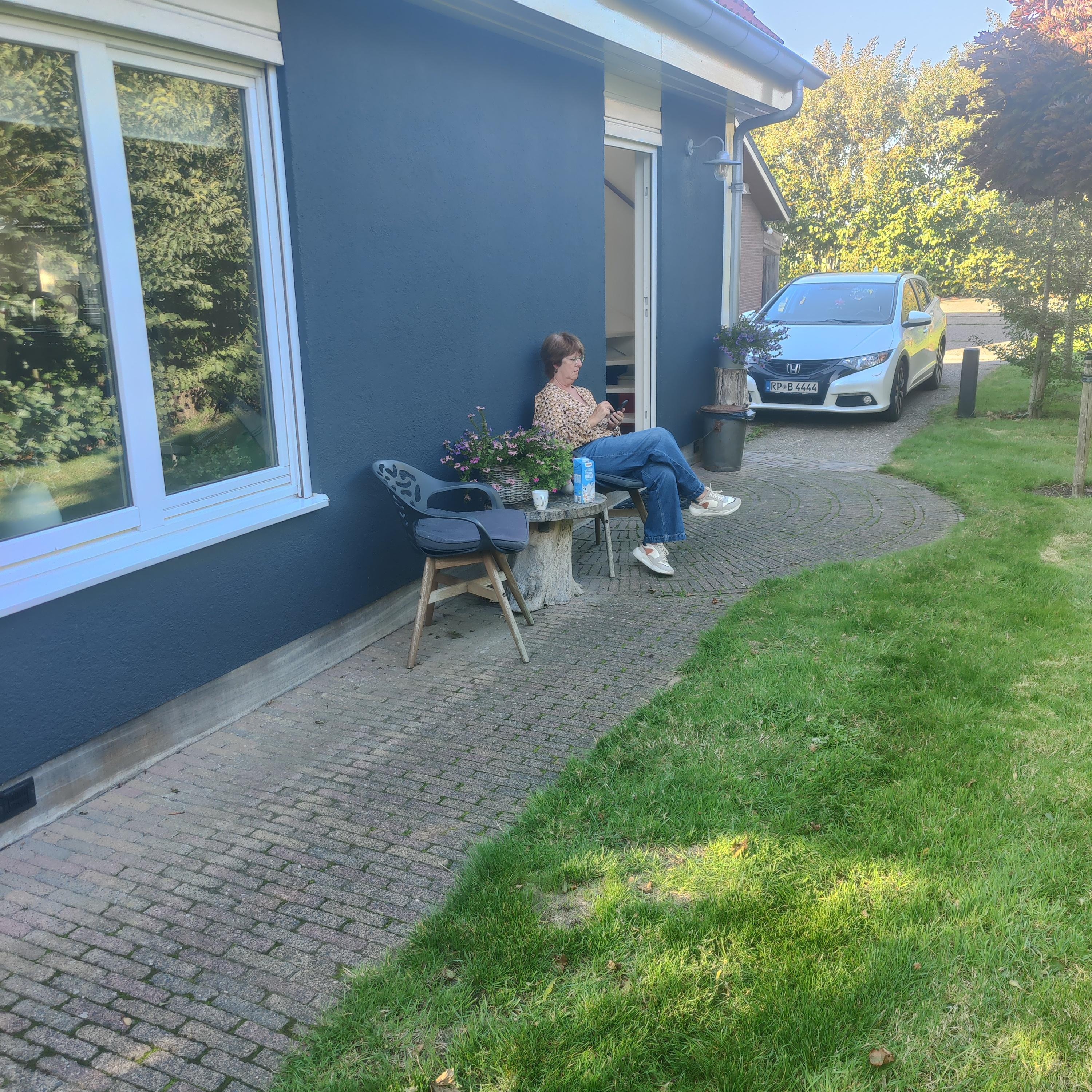 Freisitz vor dem Haus 