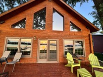 Great windows to the lakeside view
