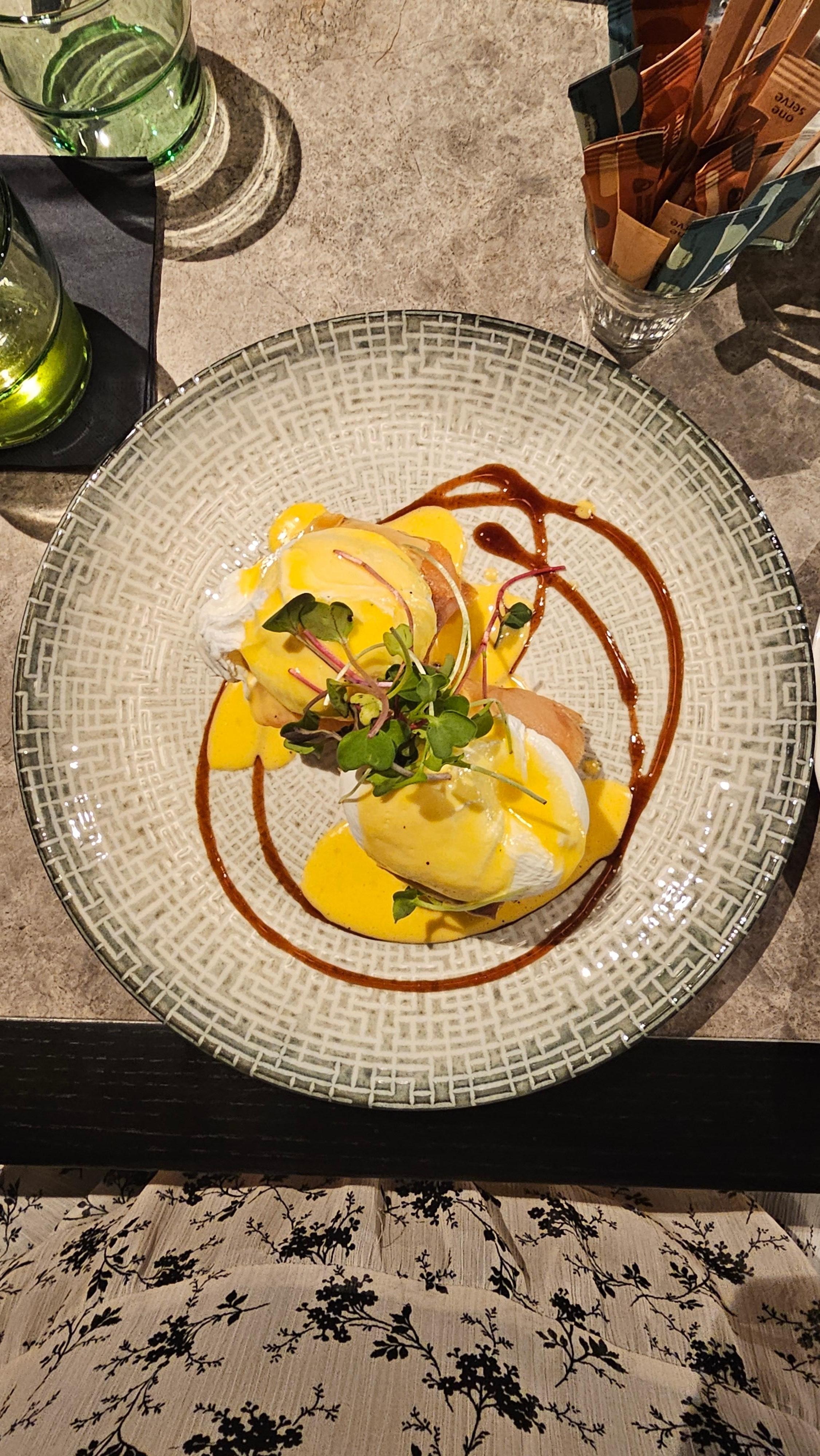 Freshly prepared eggs Benedict