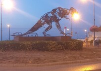 Giratoire de l'accès plage by night!