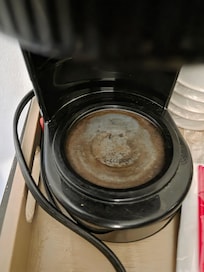 Disgusting coffee maker
Room #104