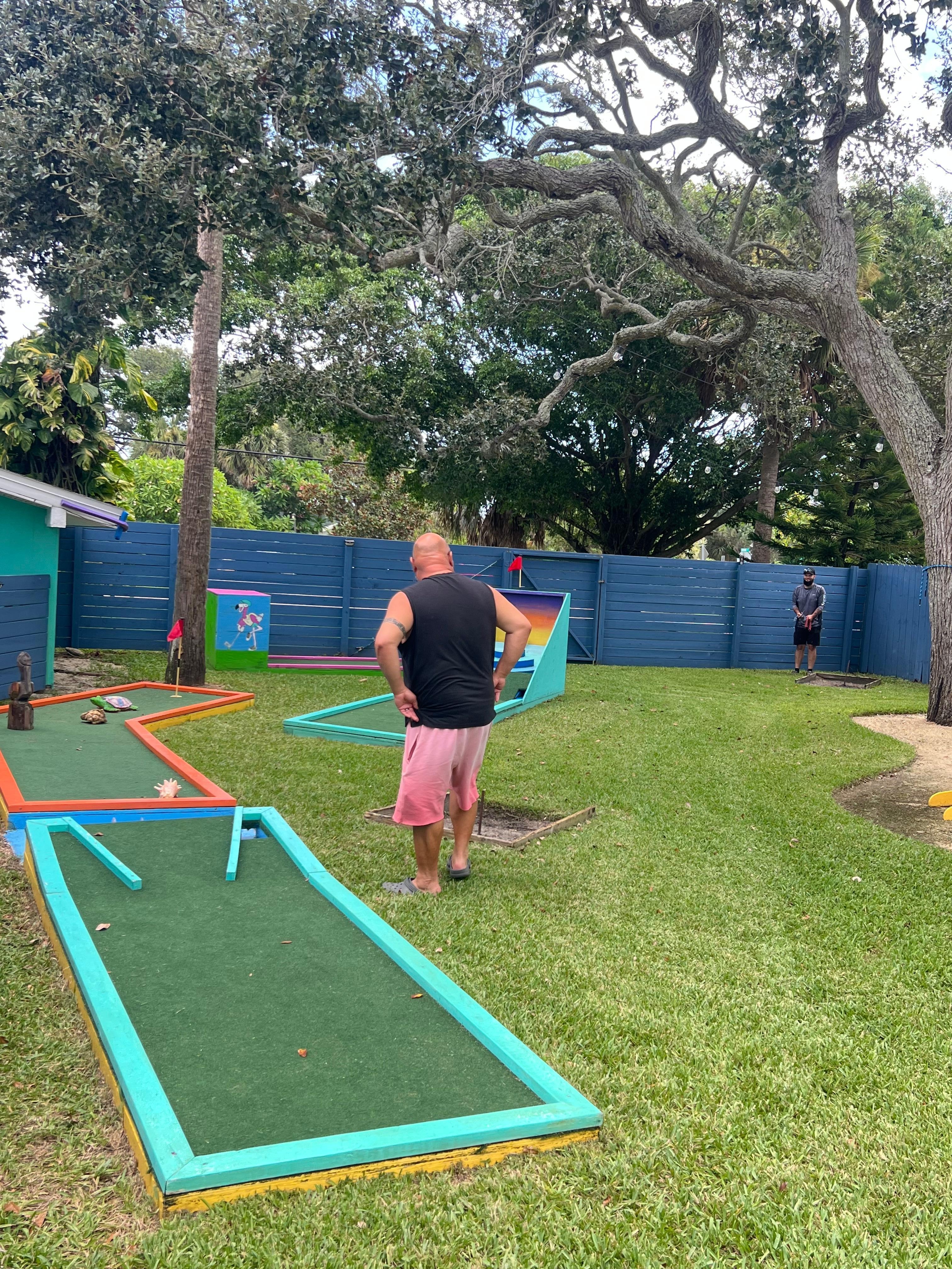 Horseshoes and puttputt