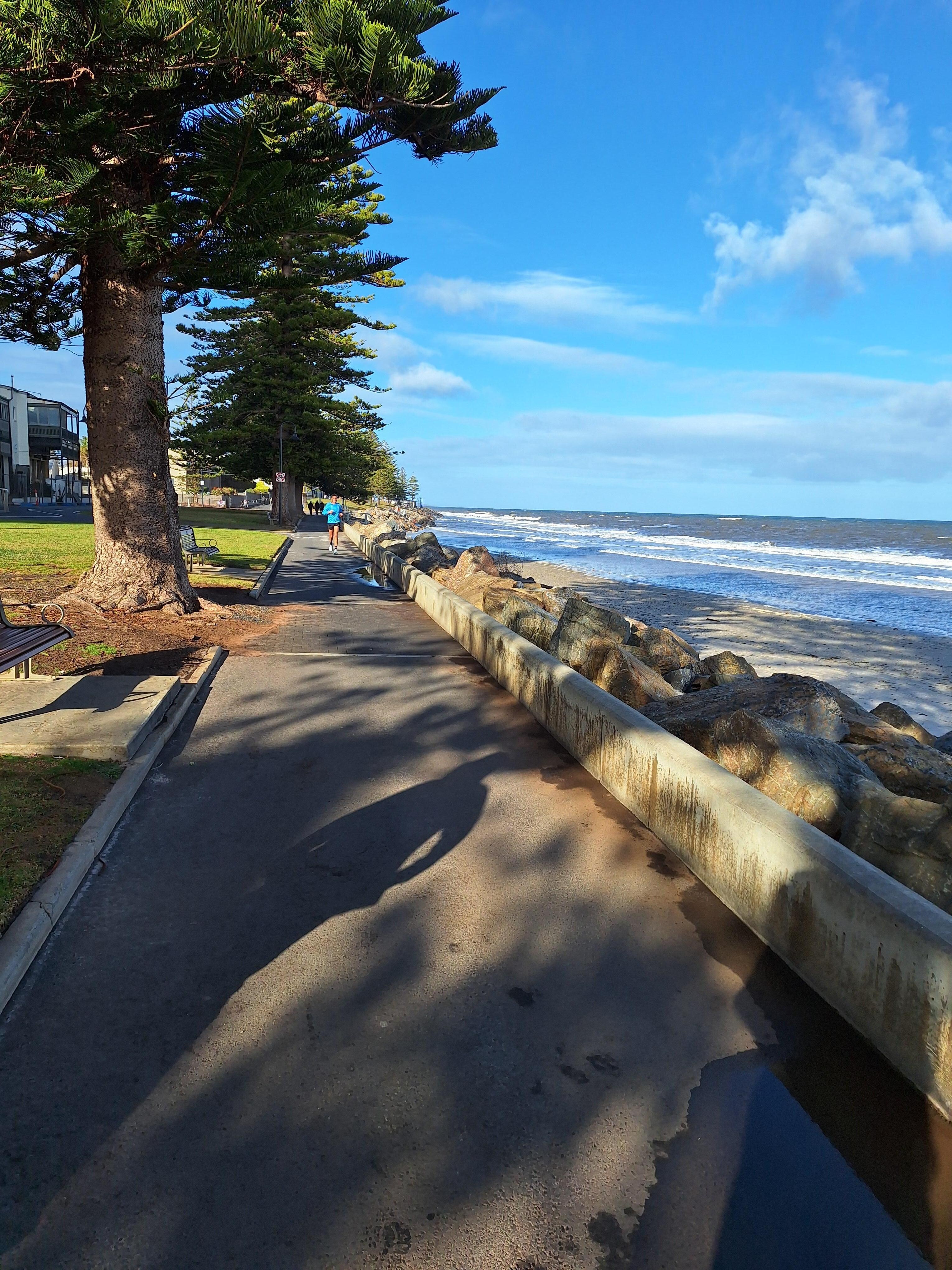 Walk from Glenelg to Brighton Beach
