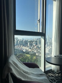Gardenview room, 25th floor
