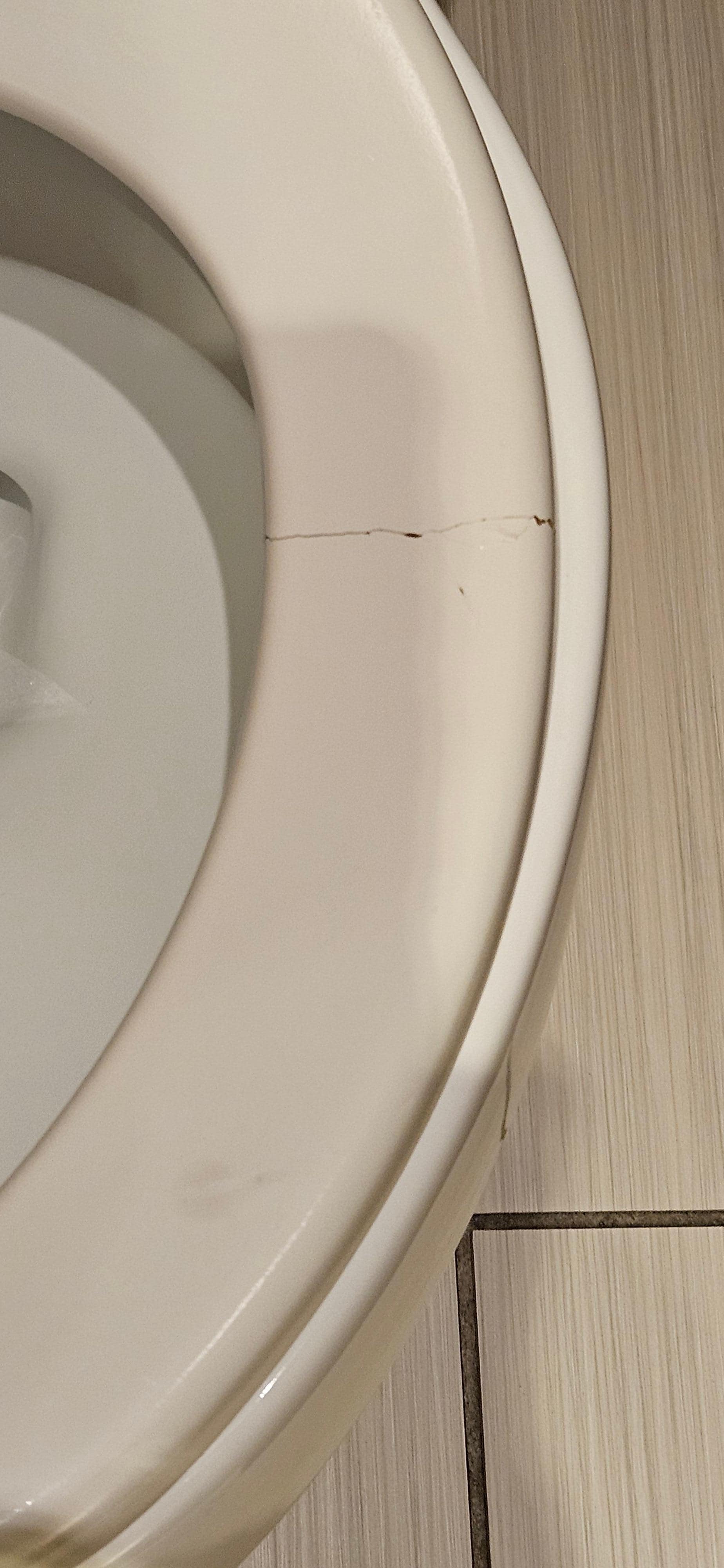 Cracked and glued toilet seat
