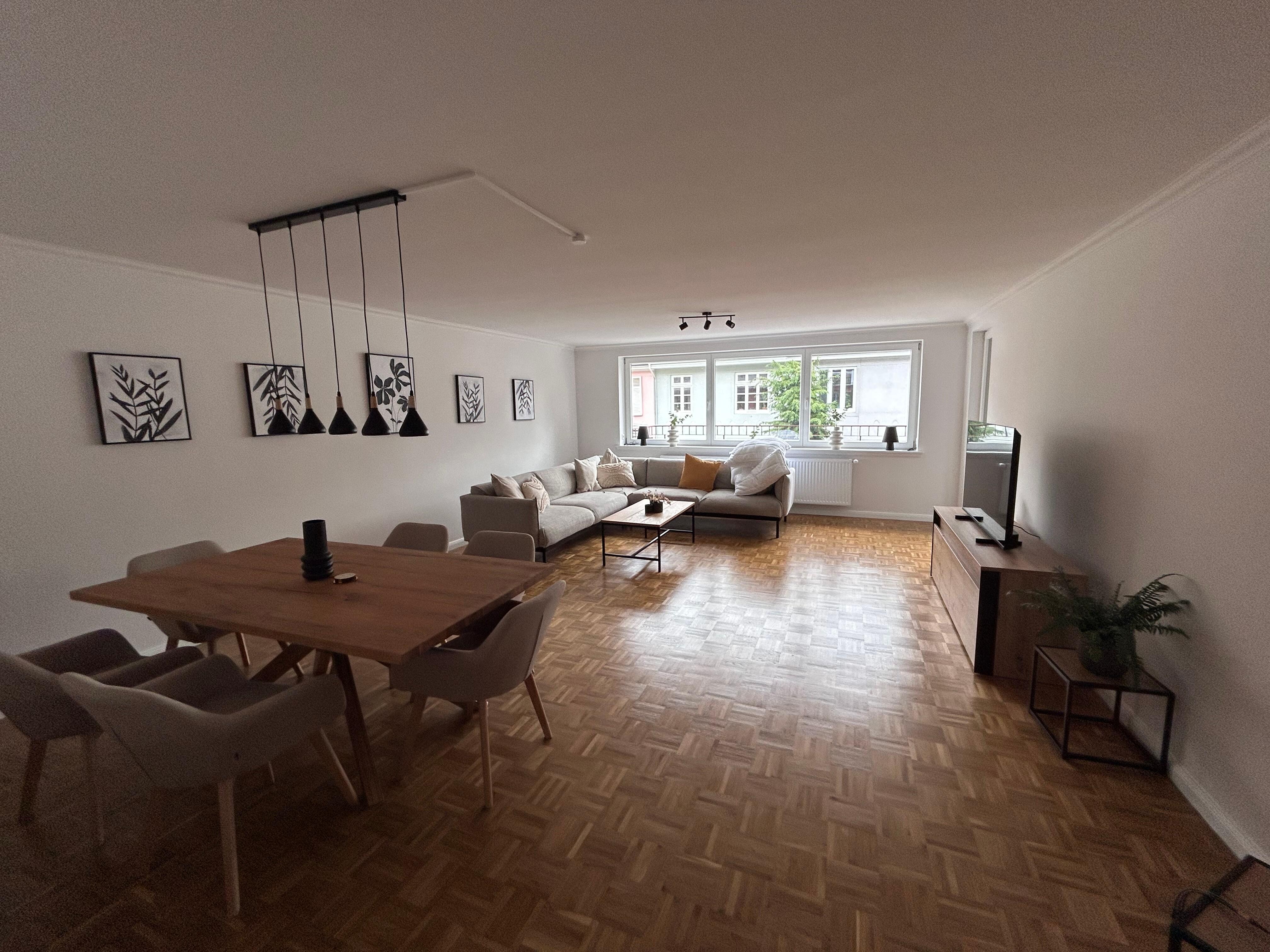 Wohn-Esszimmer