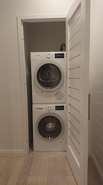 Lave linge et sĂšche linge.