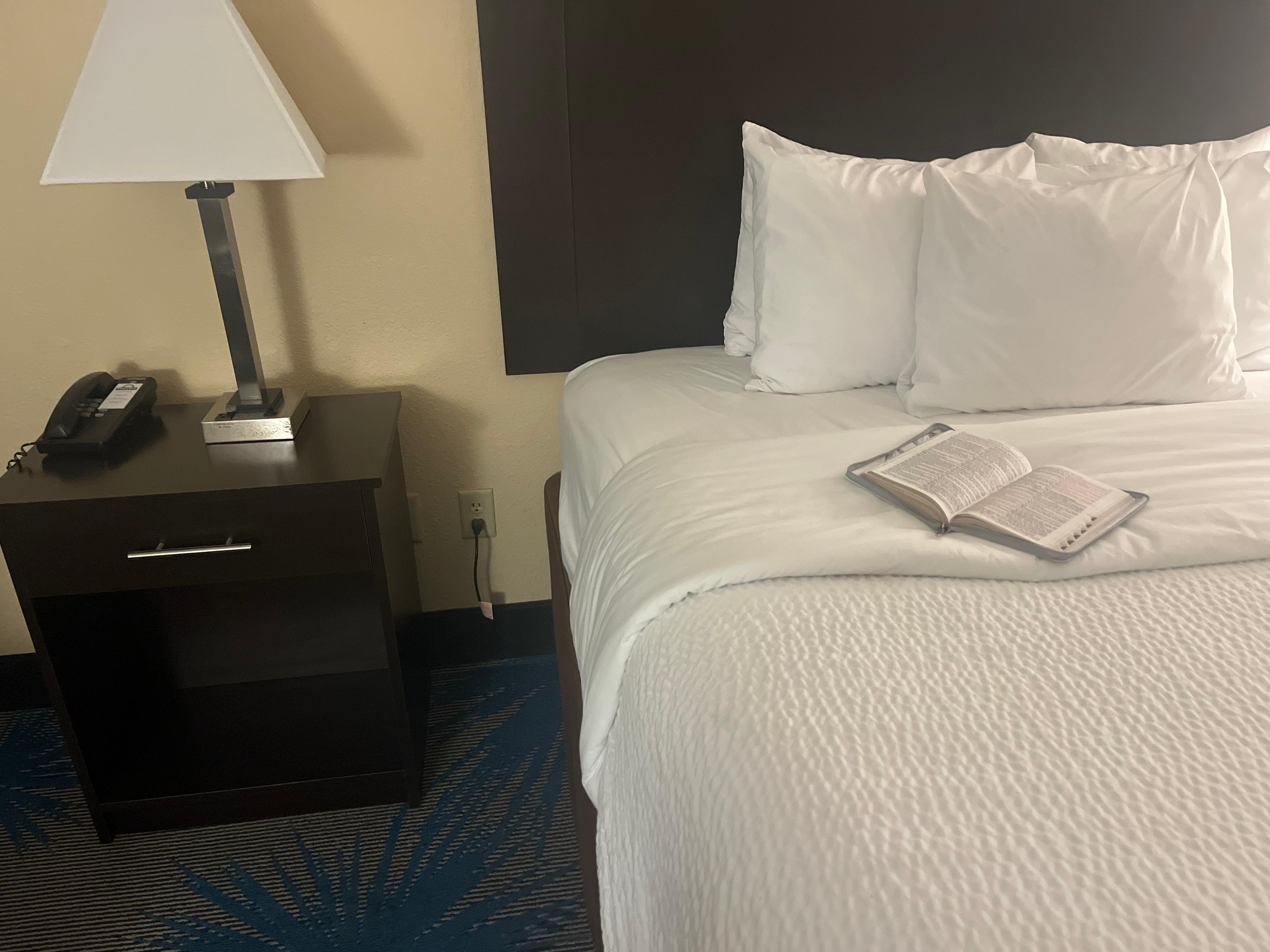 Nice and quiet place to meditate on the Bible while staying here in the room. ✝️