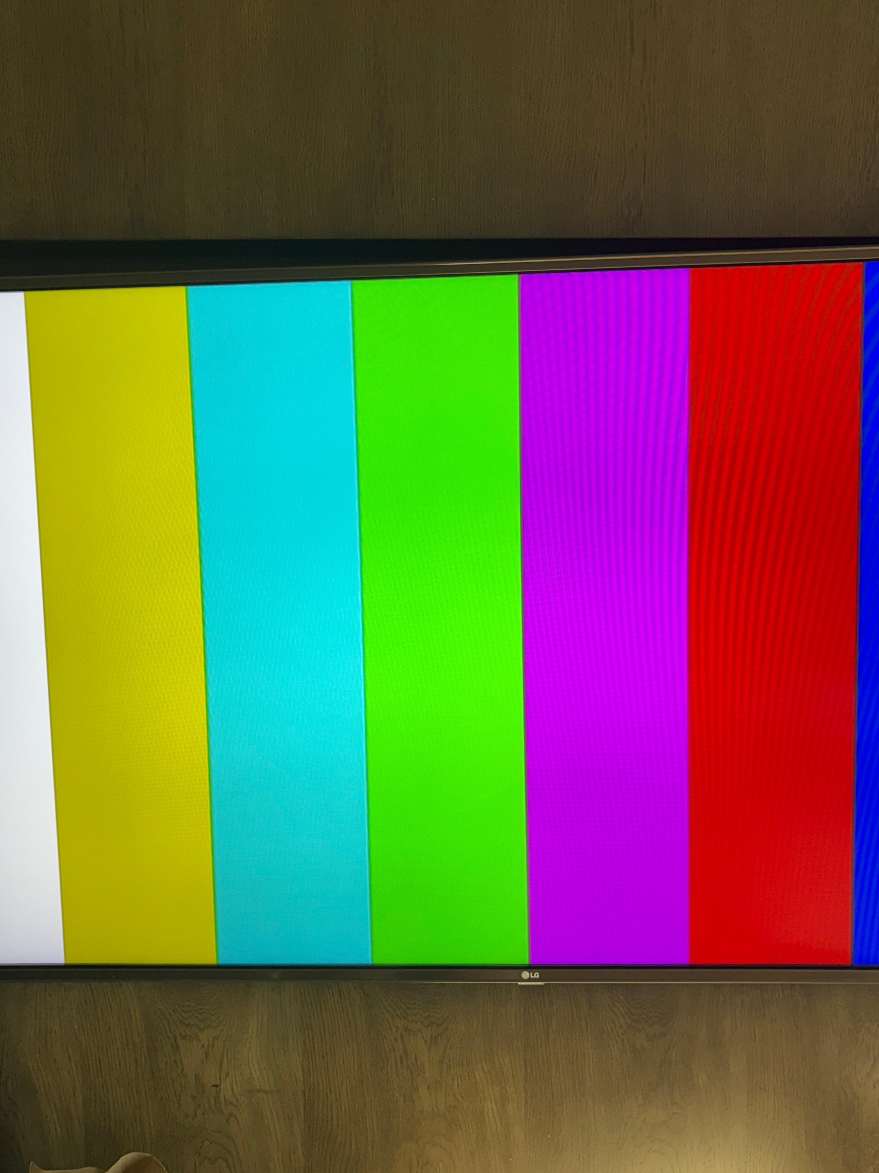 This is the tv when I turned it on. 