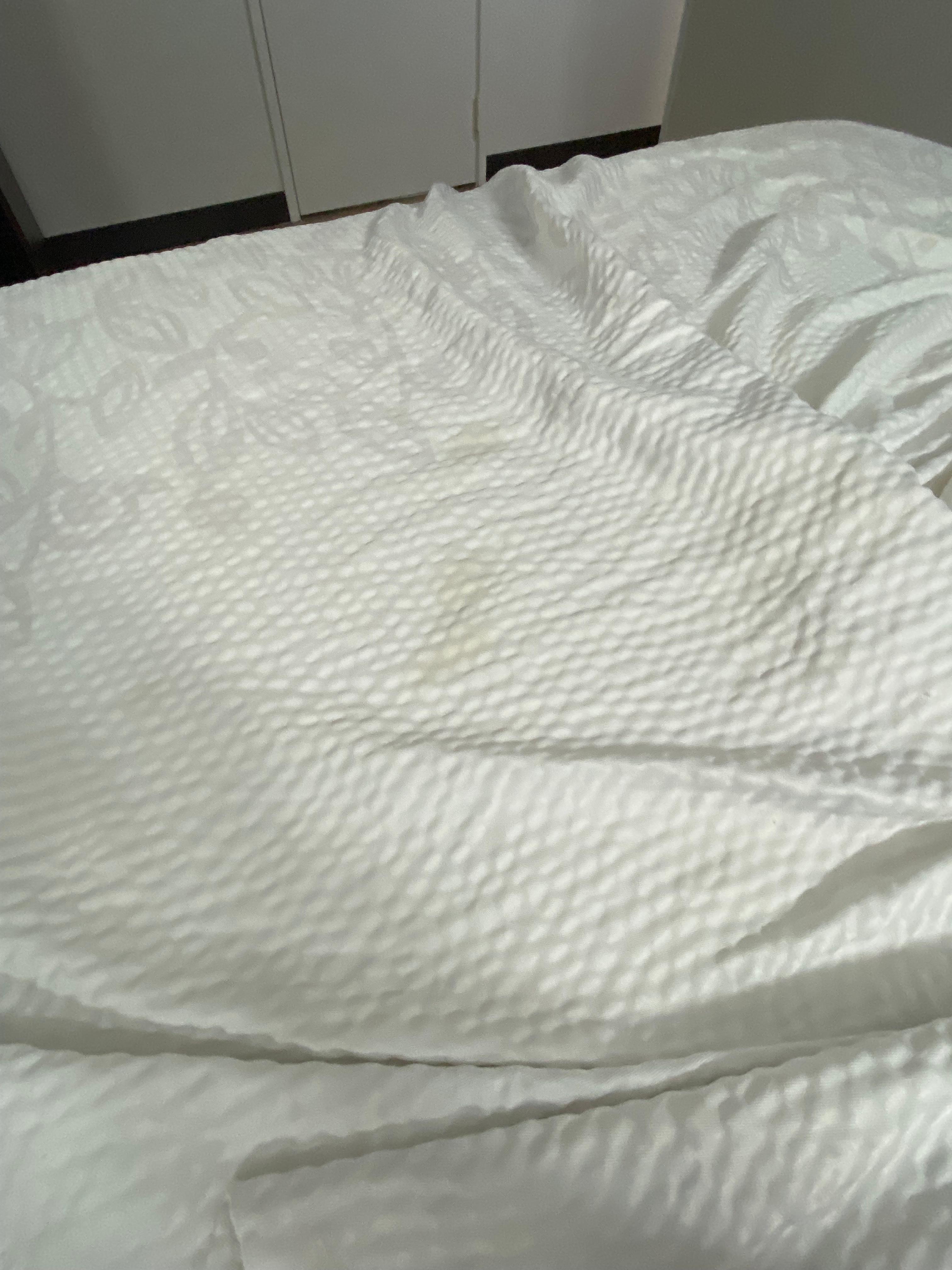 Stained in bedsheets 
