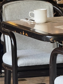 El cuidado del mobiliario deja mucho que desear