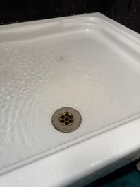 Shower pan after 20 seconds of water