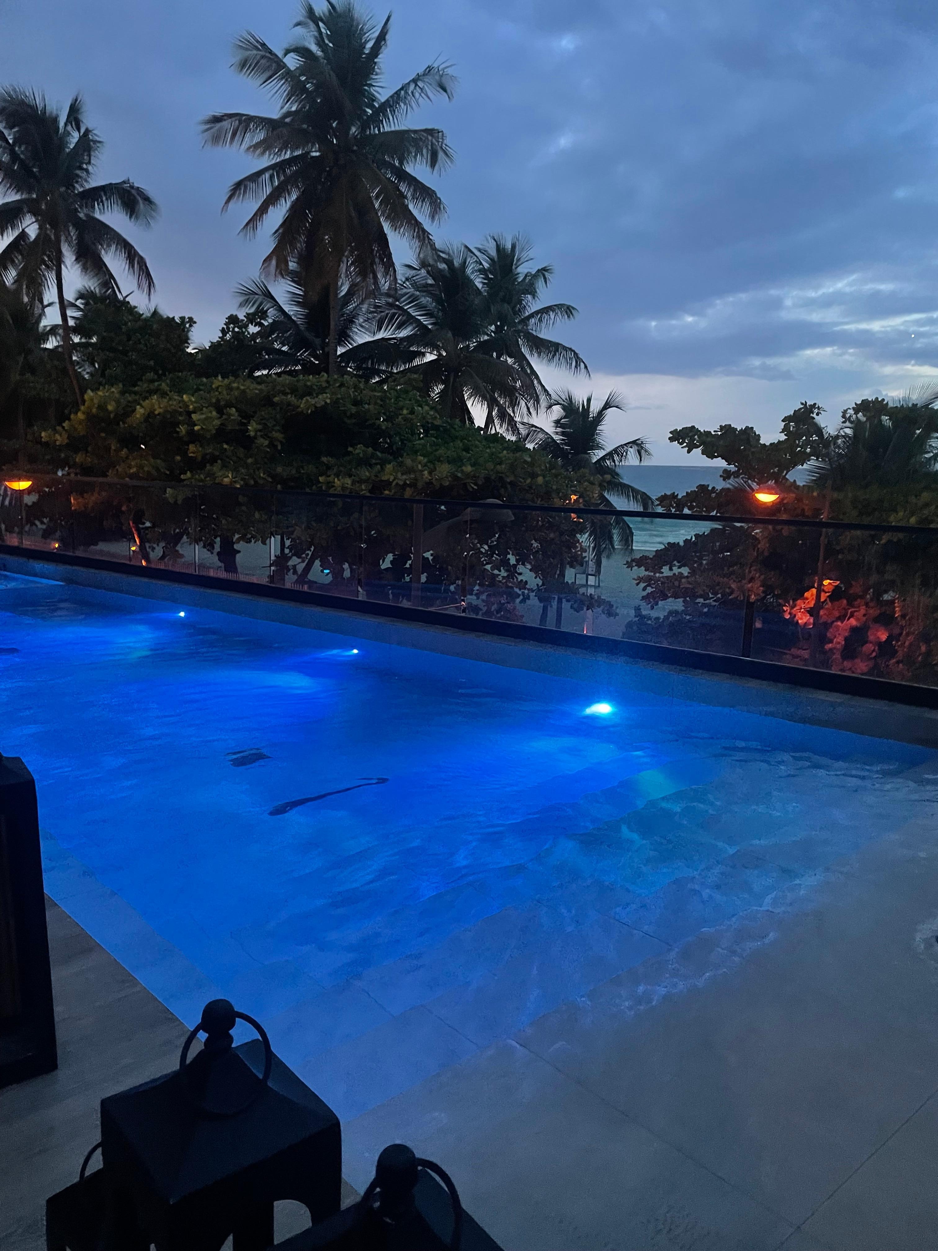 2nd floor pool